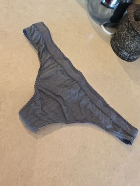 Victoria's Secret Cotyon Thong Panty